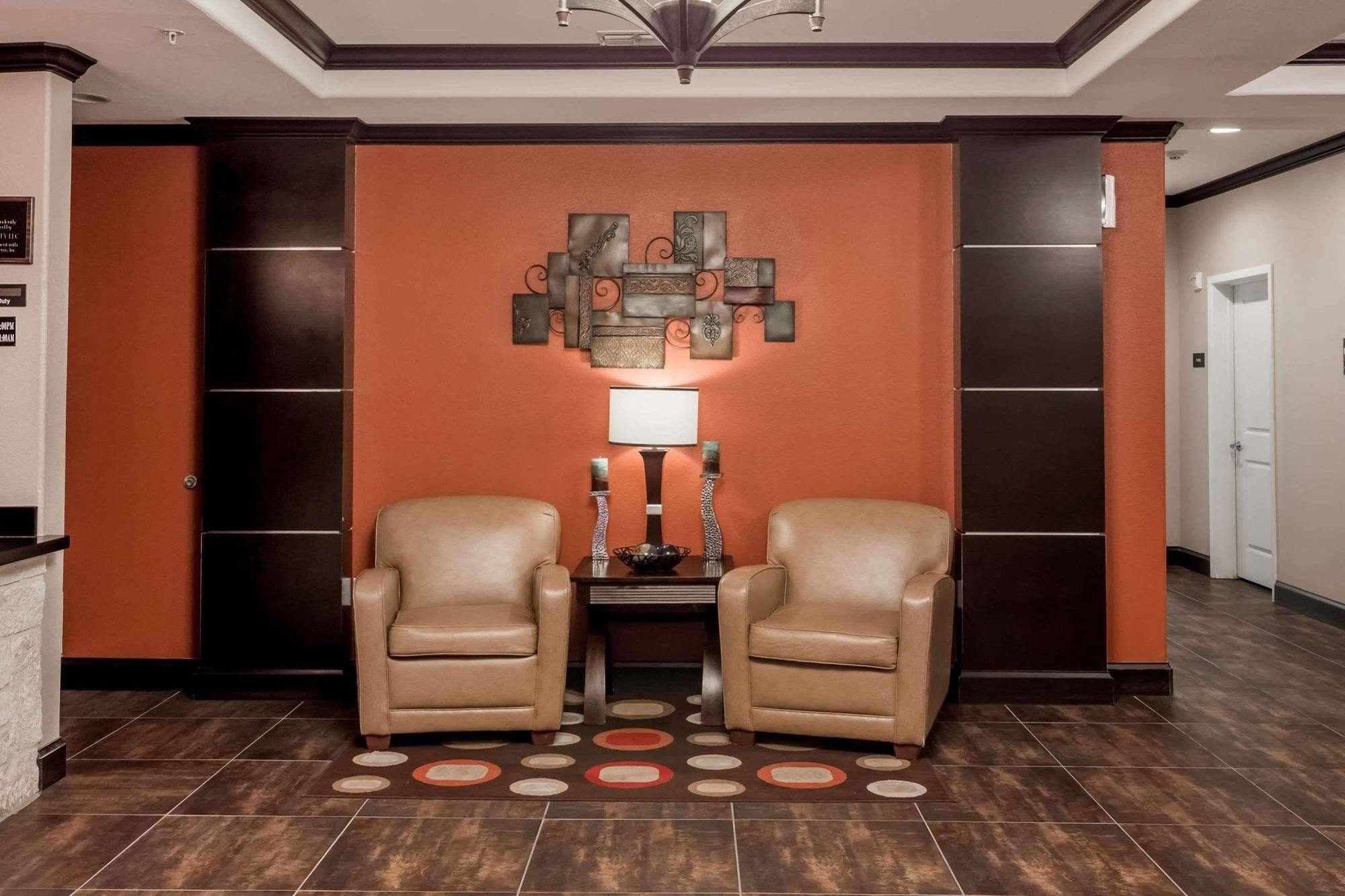 Atria Inn & Suites Three Rivers Екстериор снимка